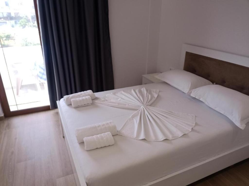 Hotel Opolonia クサミル エクステリア 写真