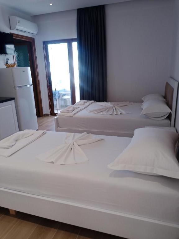 Hotel Opolonia クサミル エクステリア 写真